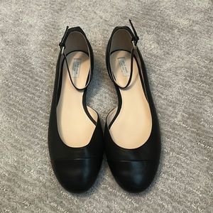 Black Cole Haan adjustable shoes